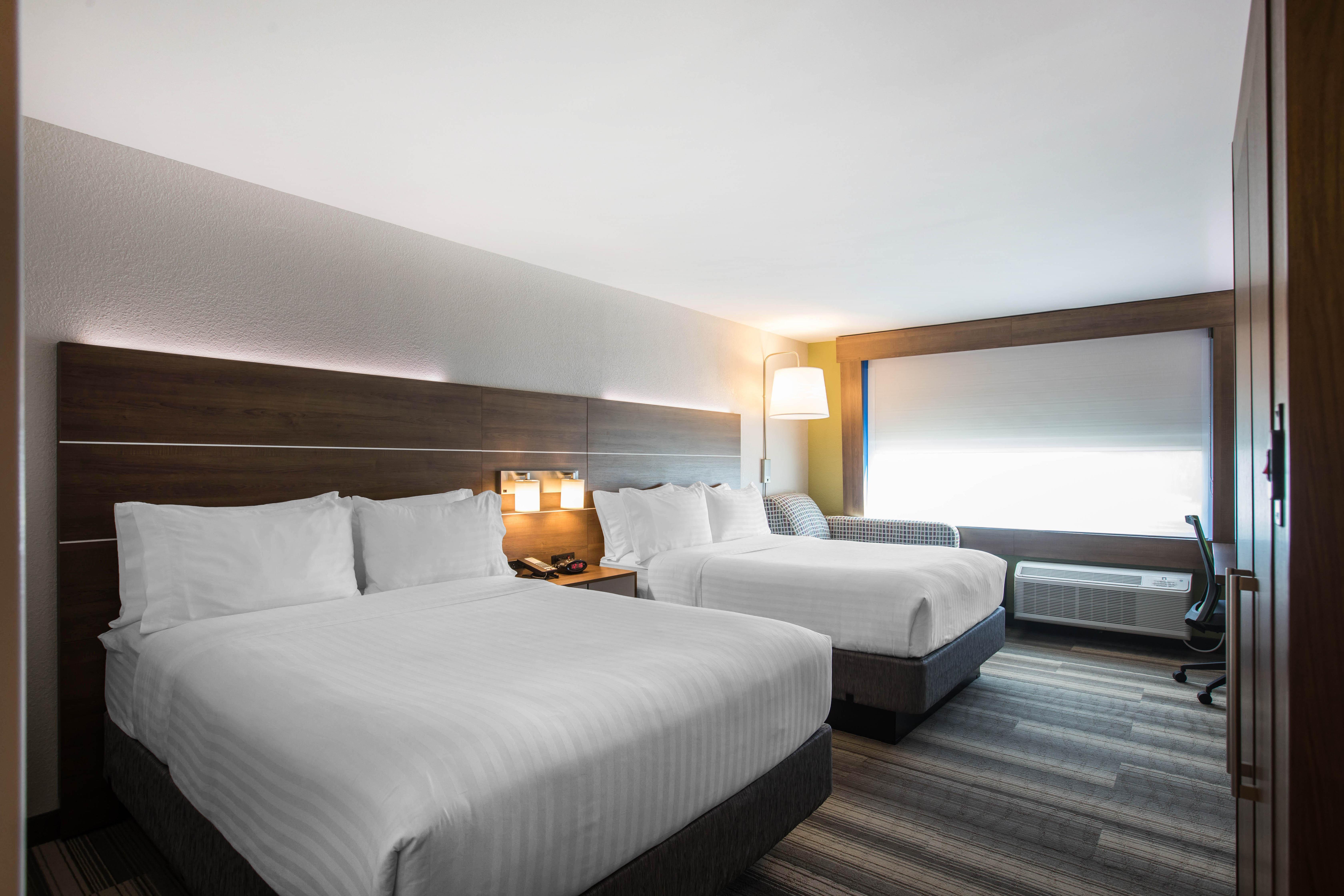 Holiday Inn Express & Suites Ludington By Ihg Ngoại thất bức ảnh