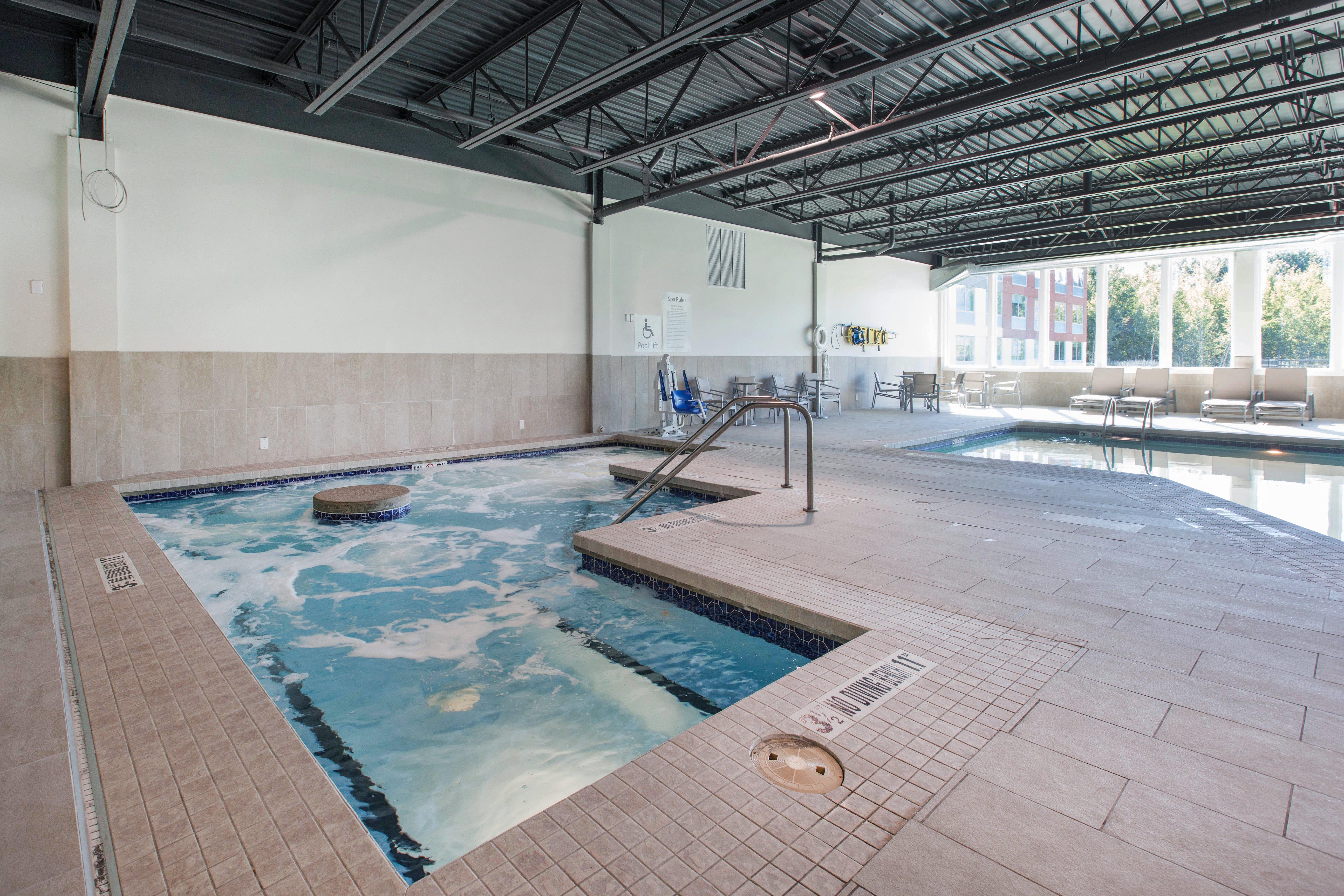 Holiday Inn Express & Suites Ludington By Ihg Ngoại thất bức ảnh