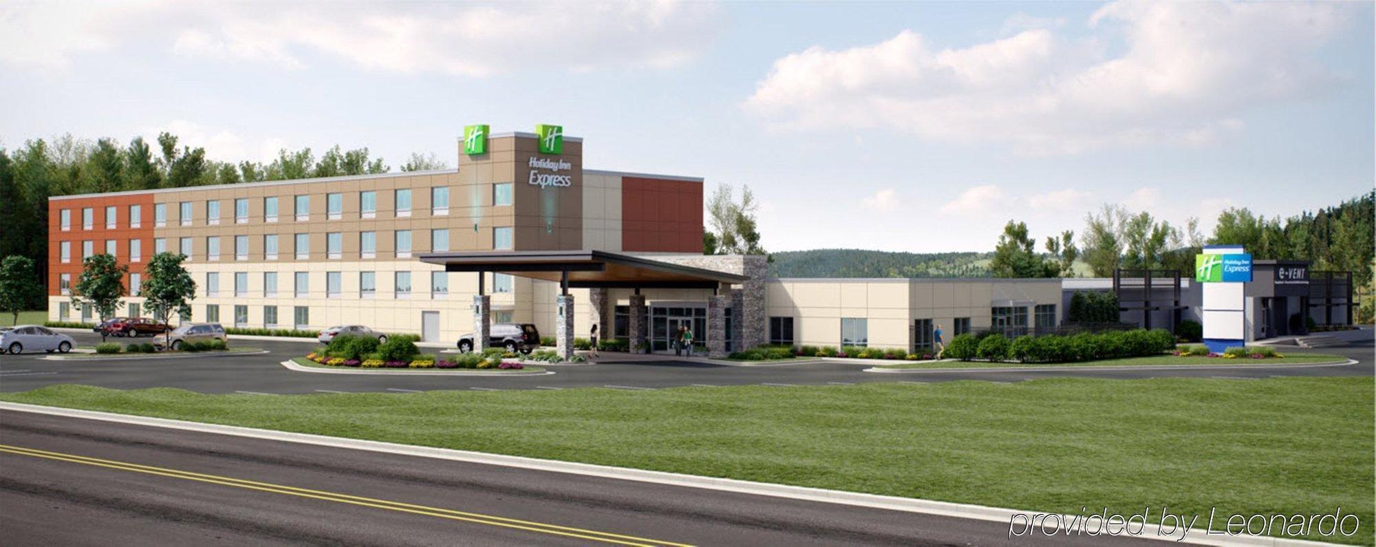 Holiday Inn Express & Suites Ludington By Ihg Ngoại thất bức ảnh